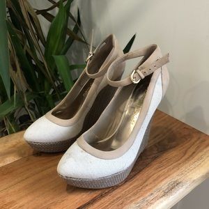 MARCIANO - Beige Wedges